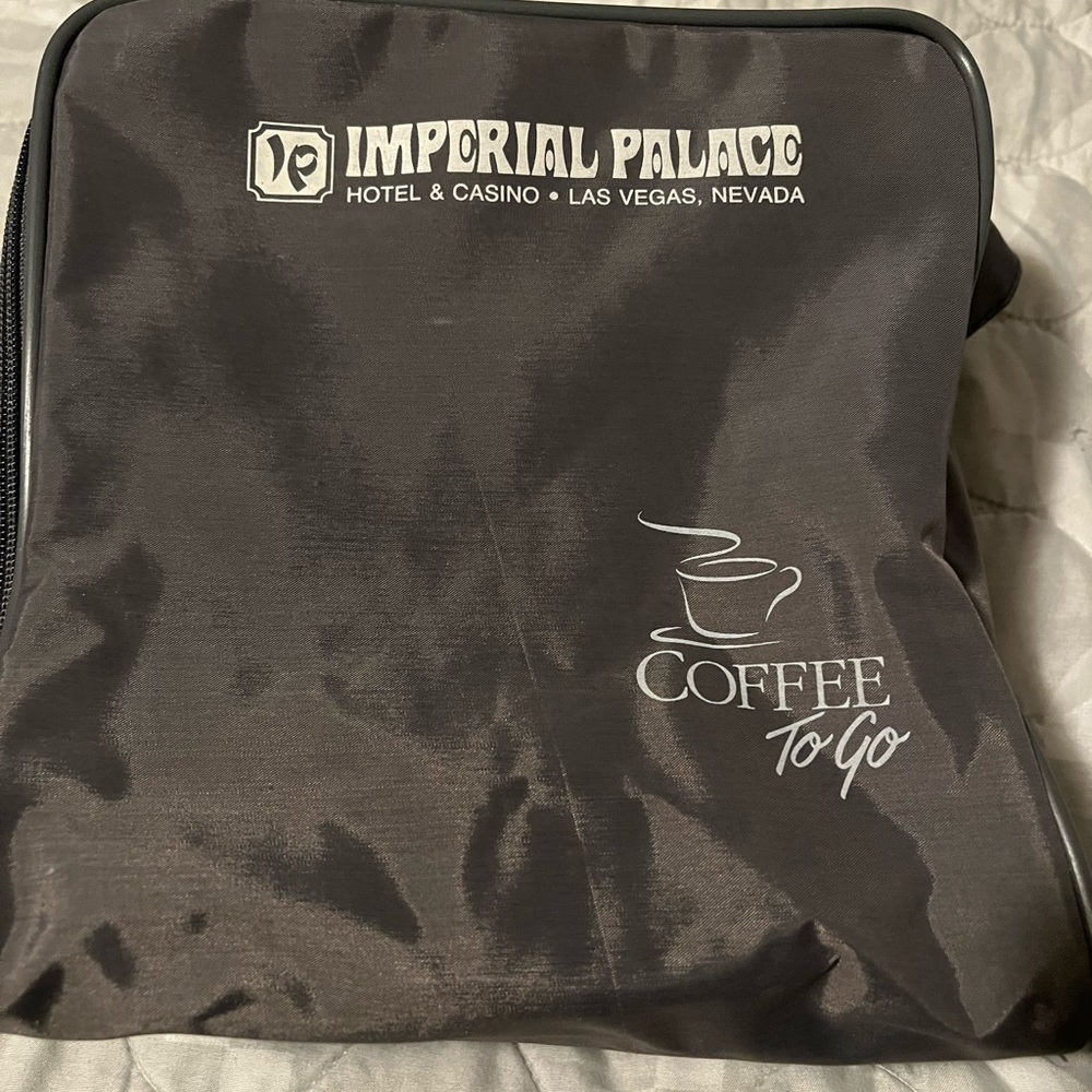 Vintage! Imperial Palace Las Vegas Toastmaster coffee to go set